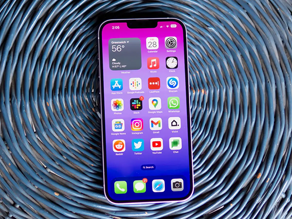 iPhone 14 Plus có kích thước màn hình lớn đến 6.7 inch